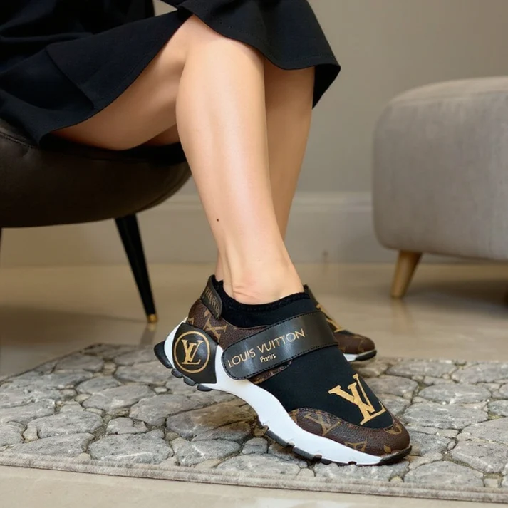 Sportlicher Louis-Vuitton-Schuh – Bild 4